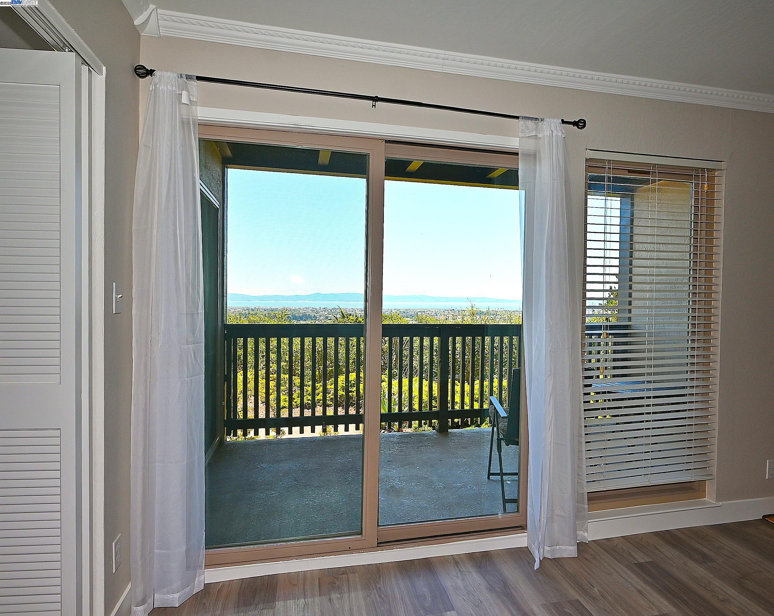19100 Crest Avenue, Unit 23 Castro Valley, CA 94546 - Photo 12 of 35