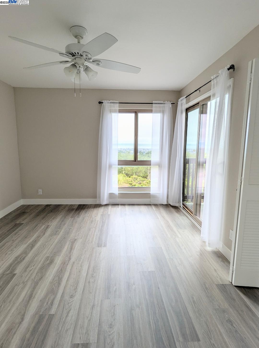 19100 Crest Avenue, Unit 23 Castro Valley, CA 94546 - Photo 16 of 35