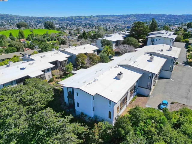 $499,950 | 19100 Crest Avenue, Unit 23, Castro Valley, CA 94546