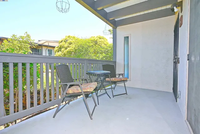 $499,950 | 19100 Crest Avenue, Unit 23, Castro Valley, CA 94546