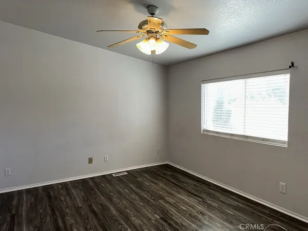 $1,995 | 9274 Terrace View Road, Phelan, CA 92371