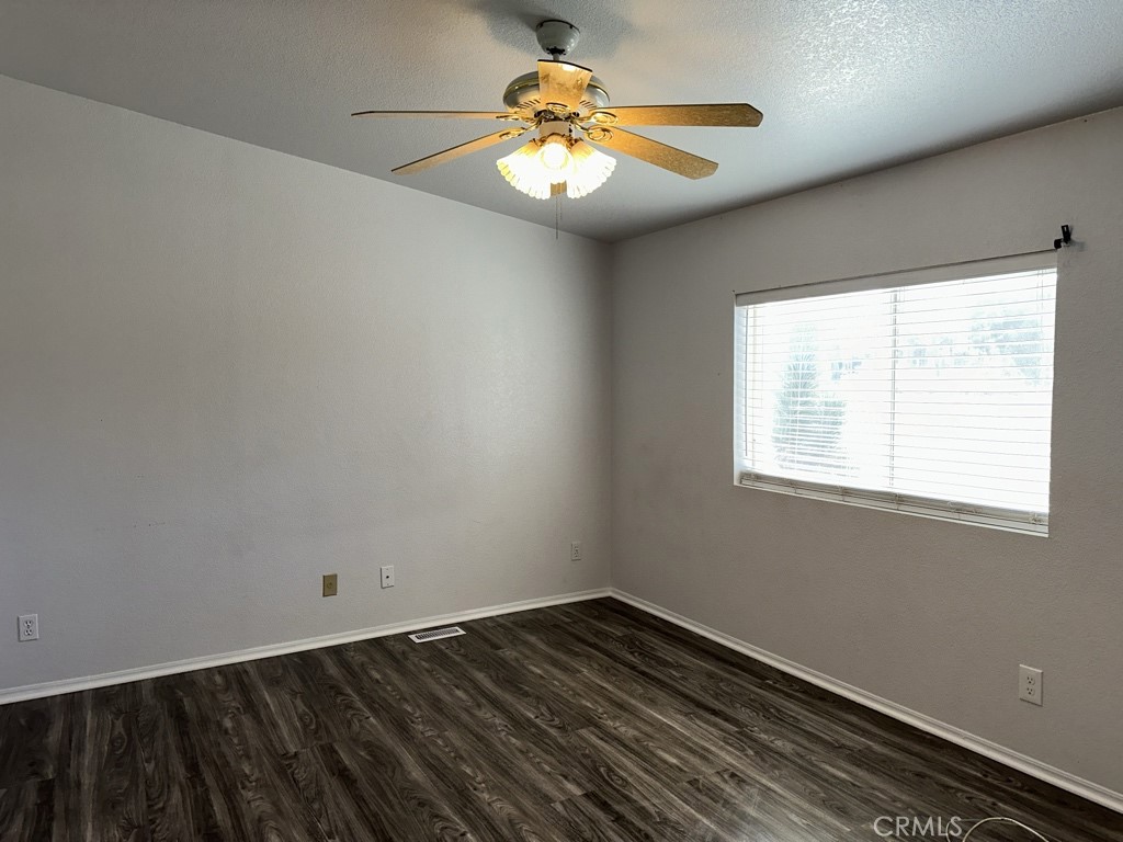 9274 Terrace View Road Phelan, CA 92371 - Photo 11 of 26