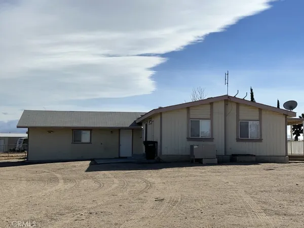$1,995 | 9274 Terrace View Road, Phelan, CA 92371