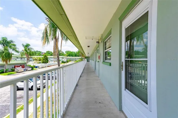 $1,400 | 1433 South Belcher Road, Unit G16, Clearwater, FL 33764