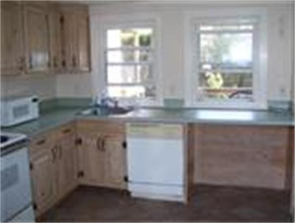 39 Alma Road Falmouth, MA 02540 - Photo 6 of 11 Gallery Image 6