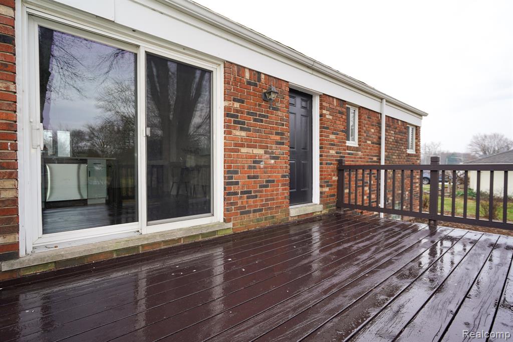 46985 Heydenreich Road Macomb, MI 48044 - Photo 6 of 60