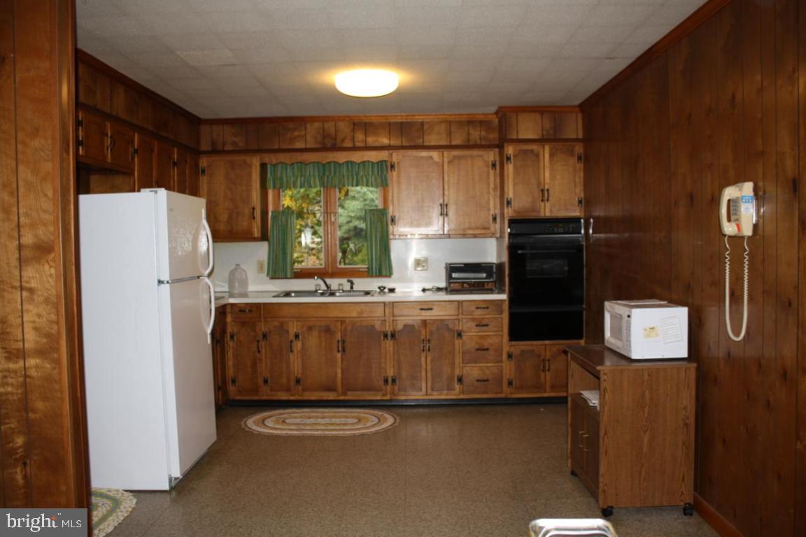 1215 Nissley Road Lancaster, PA 17601 - Photo 8 of 12 Gallery Image 8
