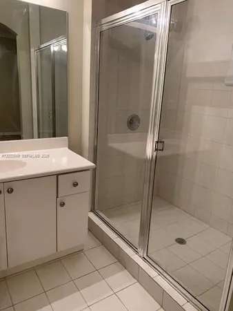 $2,700 | 2307 Anchor Court, Unit 4006, Dania Beach, FL 33312