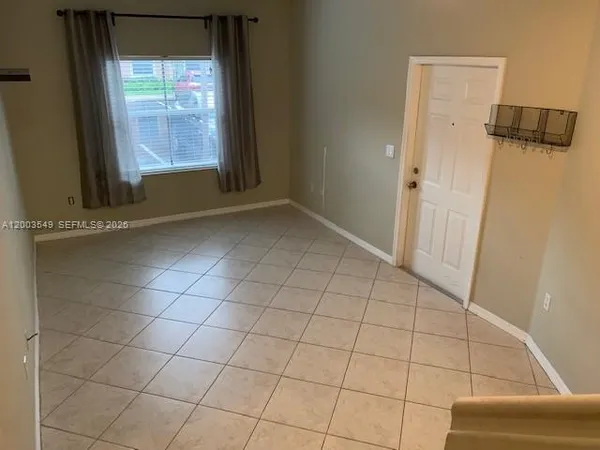 $2,700 | 2307 Anchor Court, Unit 4006, Dania Beach, FL 33312