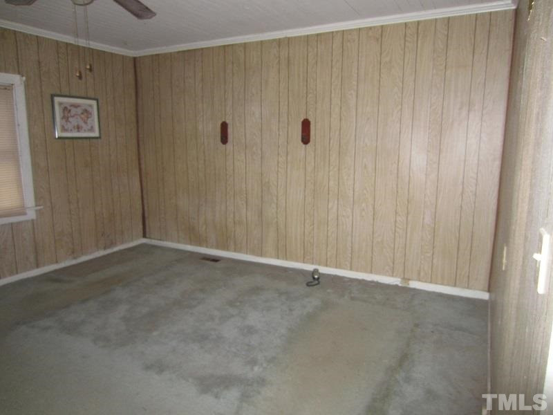 443 Thornton Road Newton Grove, NC 28366 - Photo 9 of 22 Photo 9