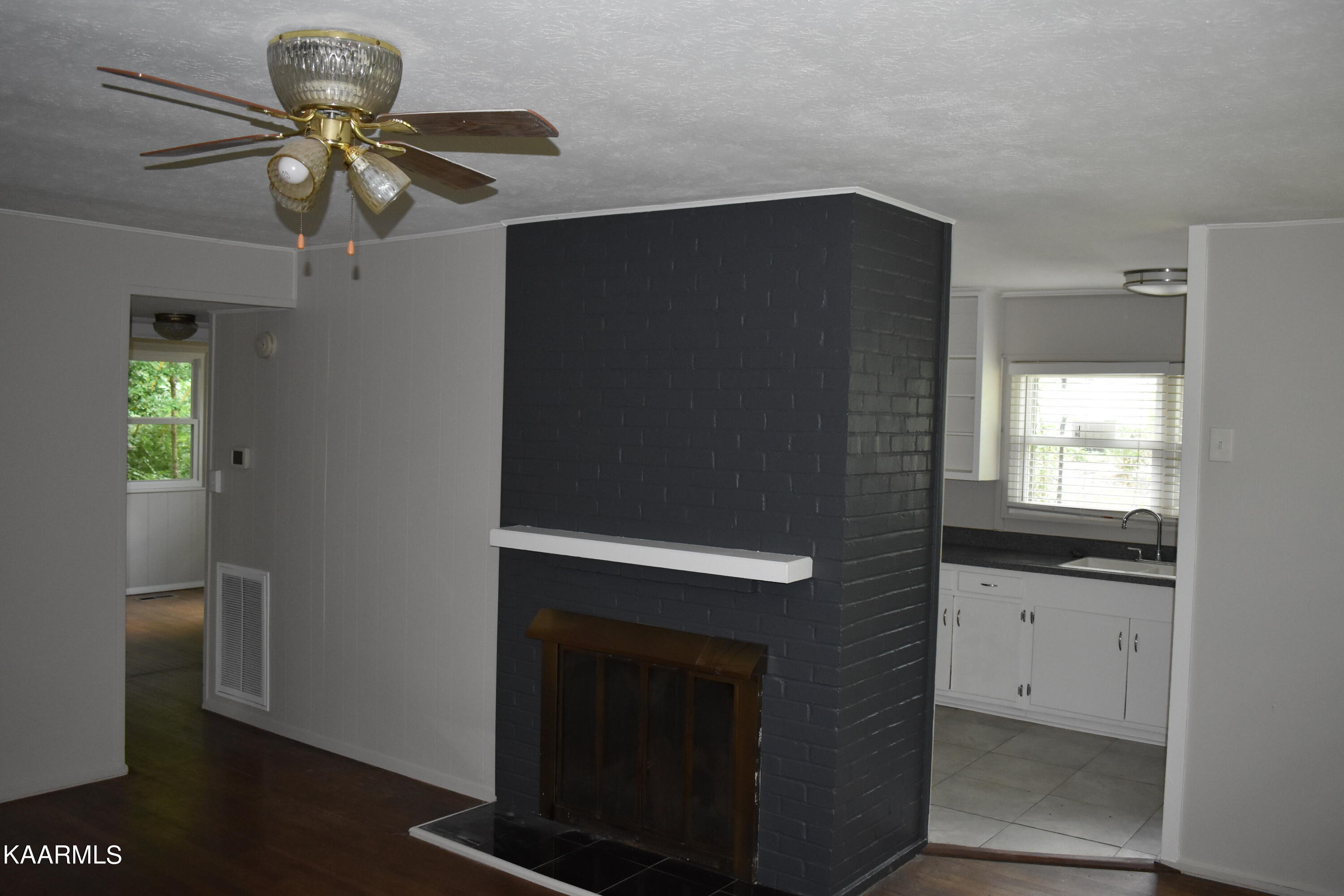 111 Chatham Lane Oak Ridge, TN 37830 - Photo 13 of 22 IMG_7854