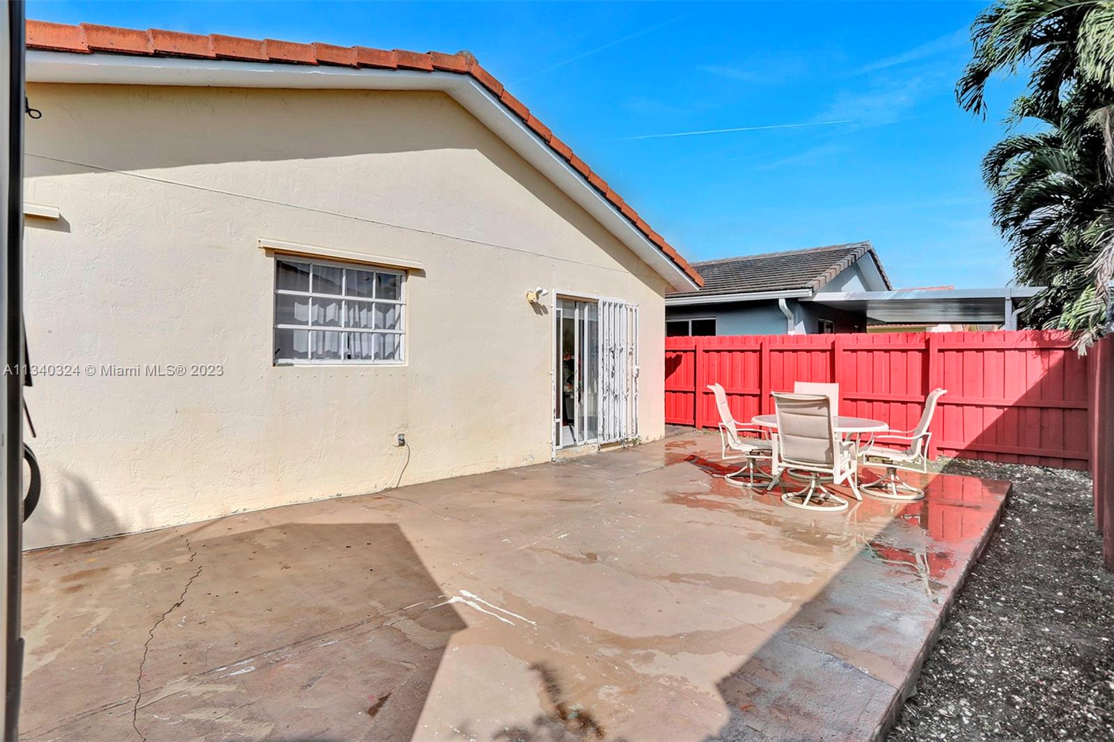 2574 West 71st Place Hialeah, FL 33016 - Photo 18 of 48