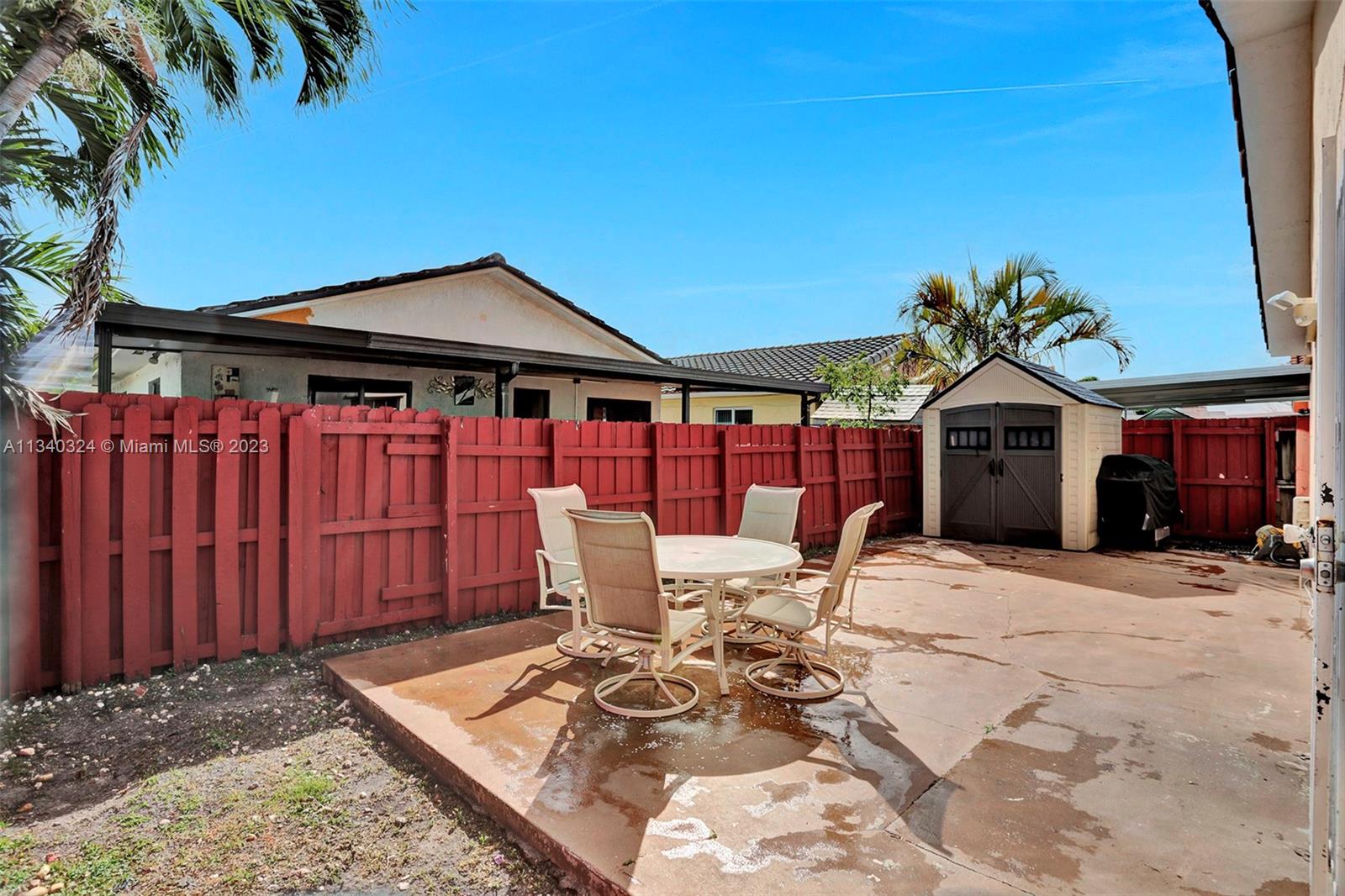 2574 West 71st Place Hialeah, FL 33016 - Photo 7 of 48