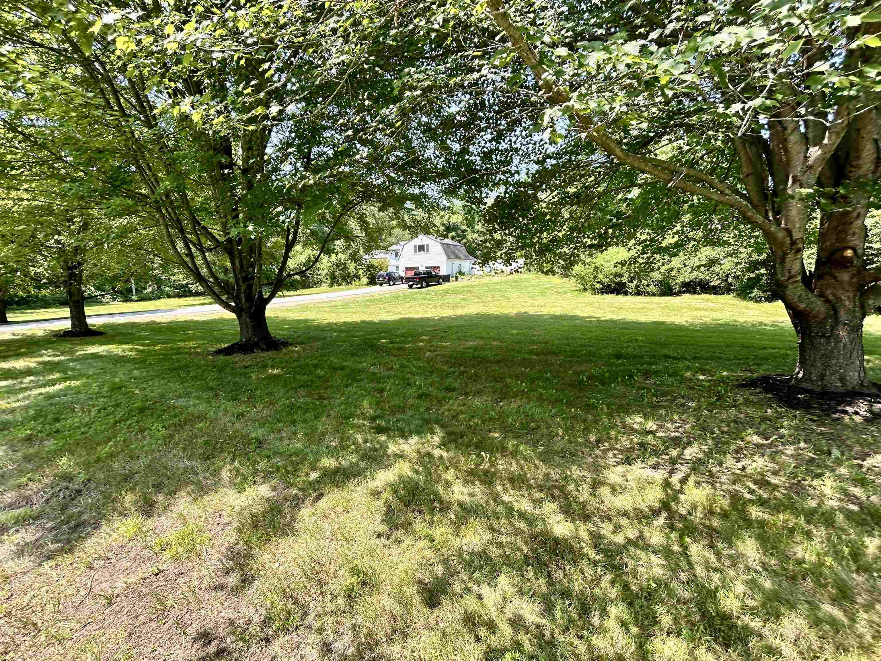 12 Pingree Hill Road Derry, NH 03038 - Photo 33 of 39