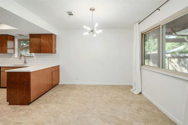 $2,450 | 11720 Running Fox Trail, Austin, TX 78759