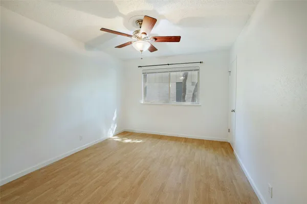 $2,450 | 11720 Running Fox Trail, Austin, TX 78759