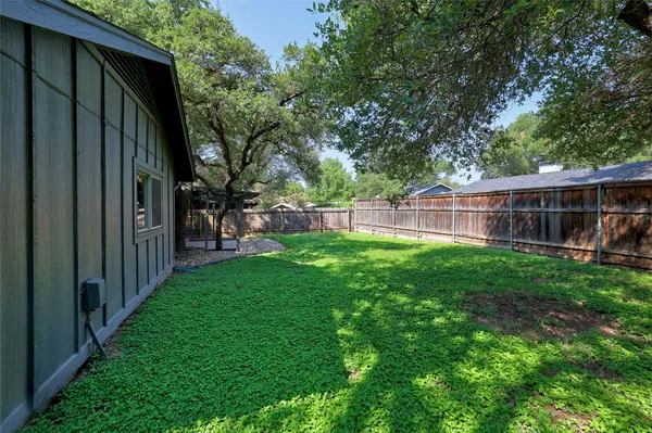 $2,450 | 11720 Running Fox Trail, Austin, TX 78759