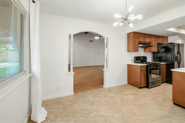 $2,450 | 11720 Running Fox Trail, Austin, TX 78759