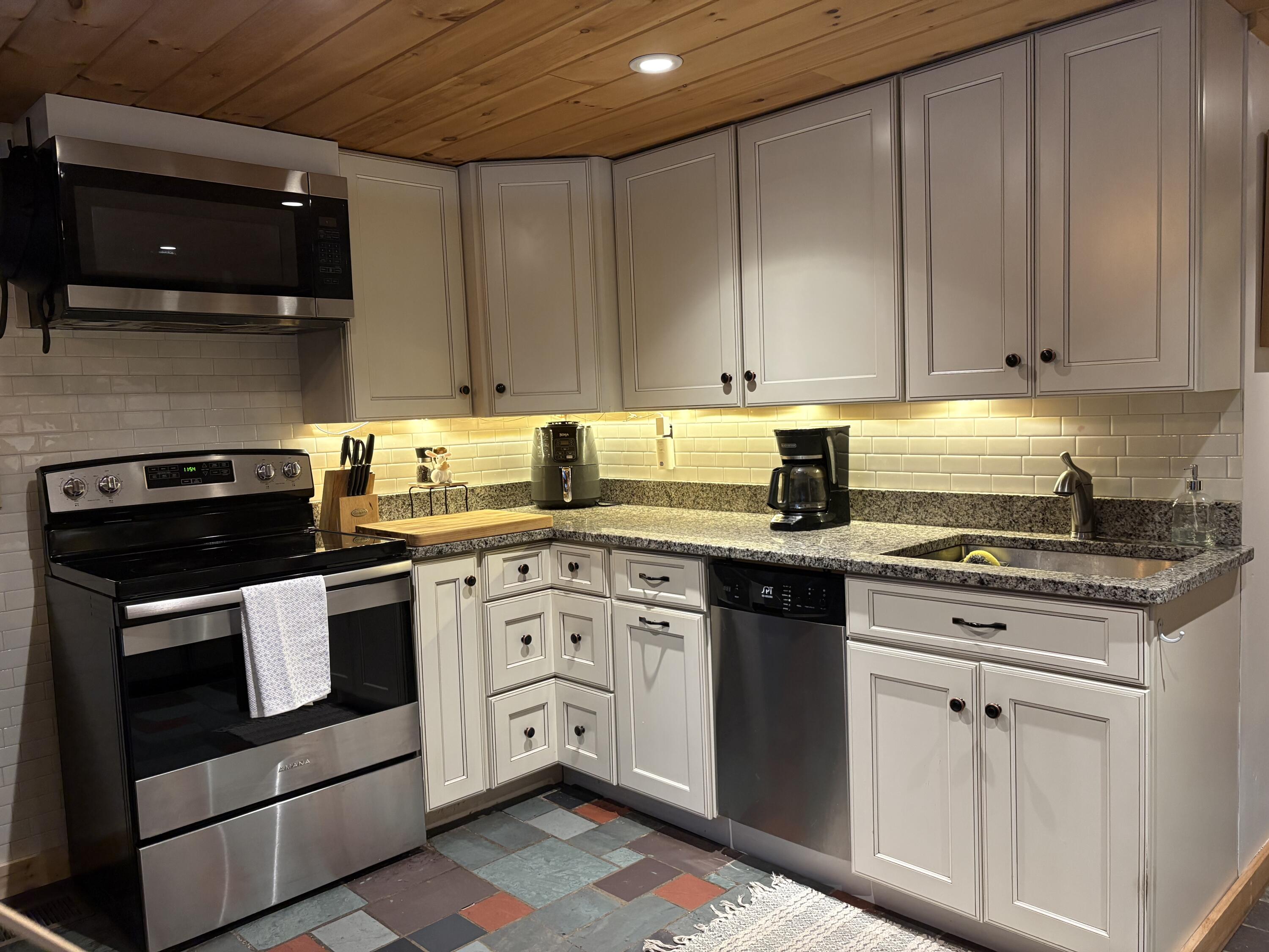 175 Deer Crossing Road Limerick, ME 04048 - Photo 7 of 35 IMG_0317