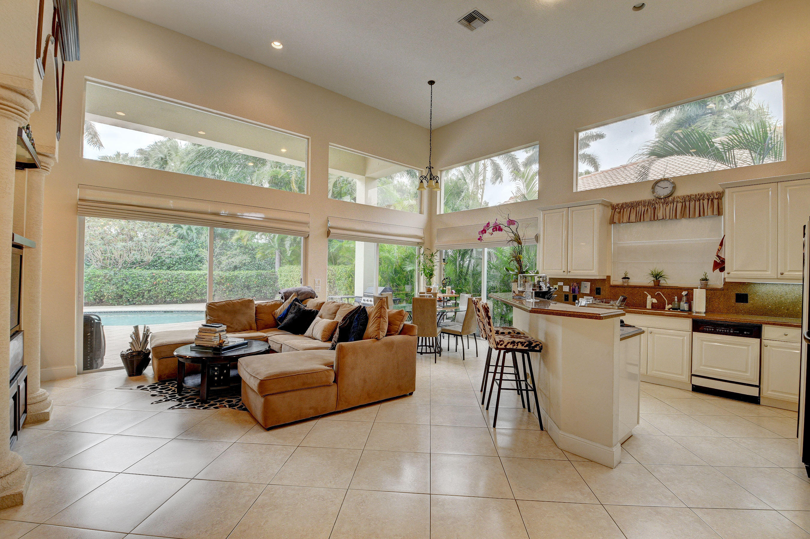 4077 Briarcliff Circle Boca Raton, FL 33496 - Photo 7 of 20 Family Room - Kitchen