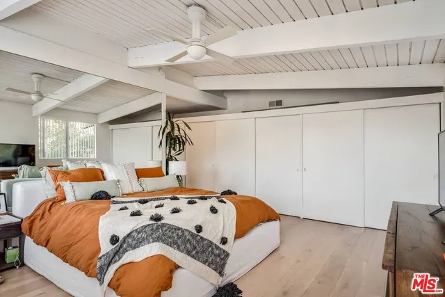 $18,000 | 2436 Arbutus Drive, Los Angeles, CA 90049