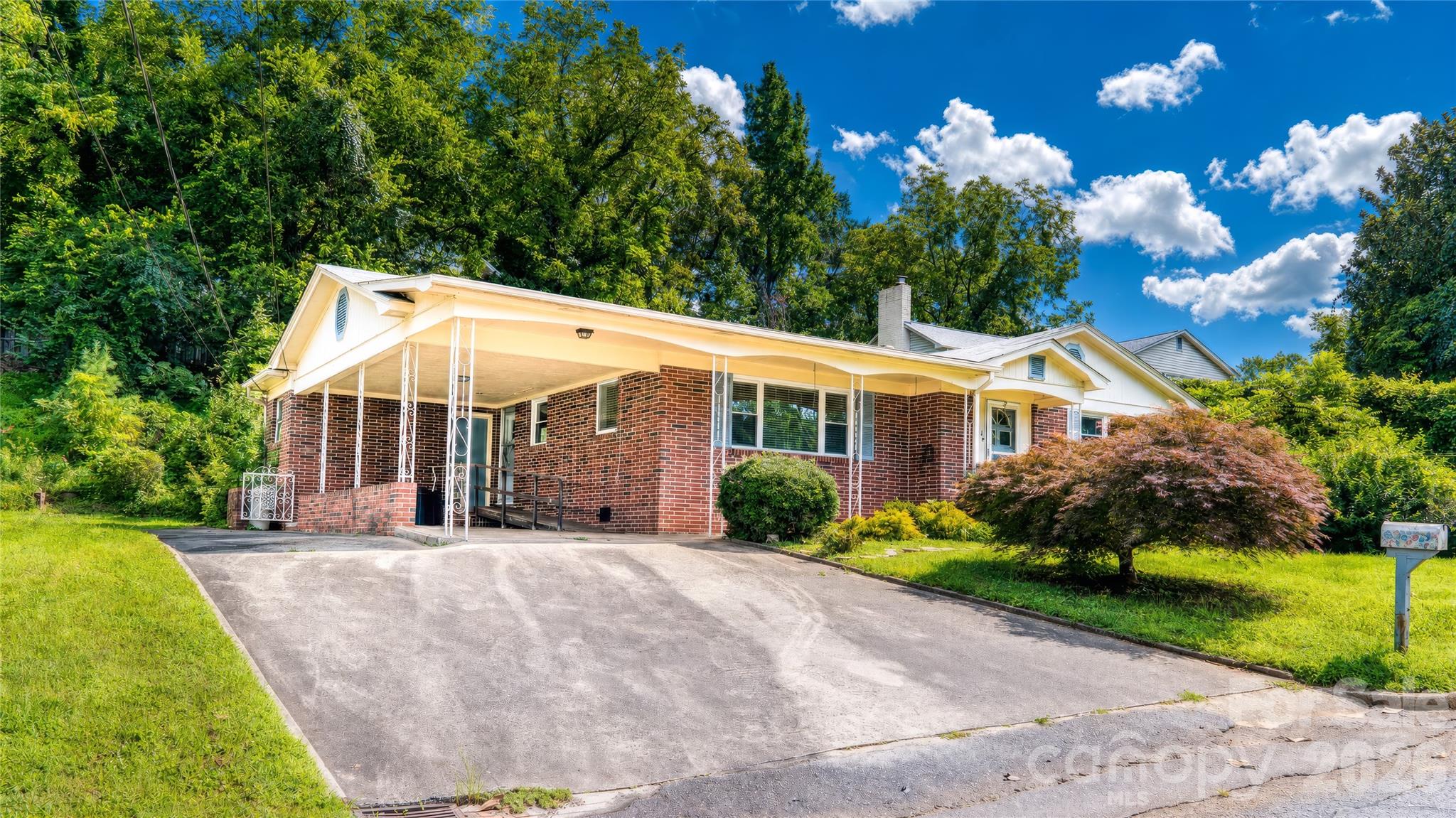 116 Clark Street Morganton, NC 28655 - Photo 3 of 25 Gallery Image 3