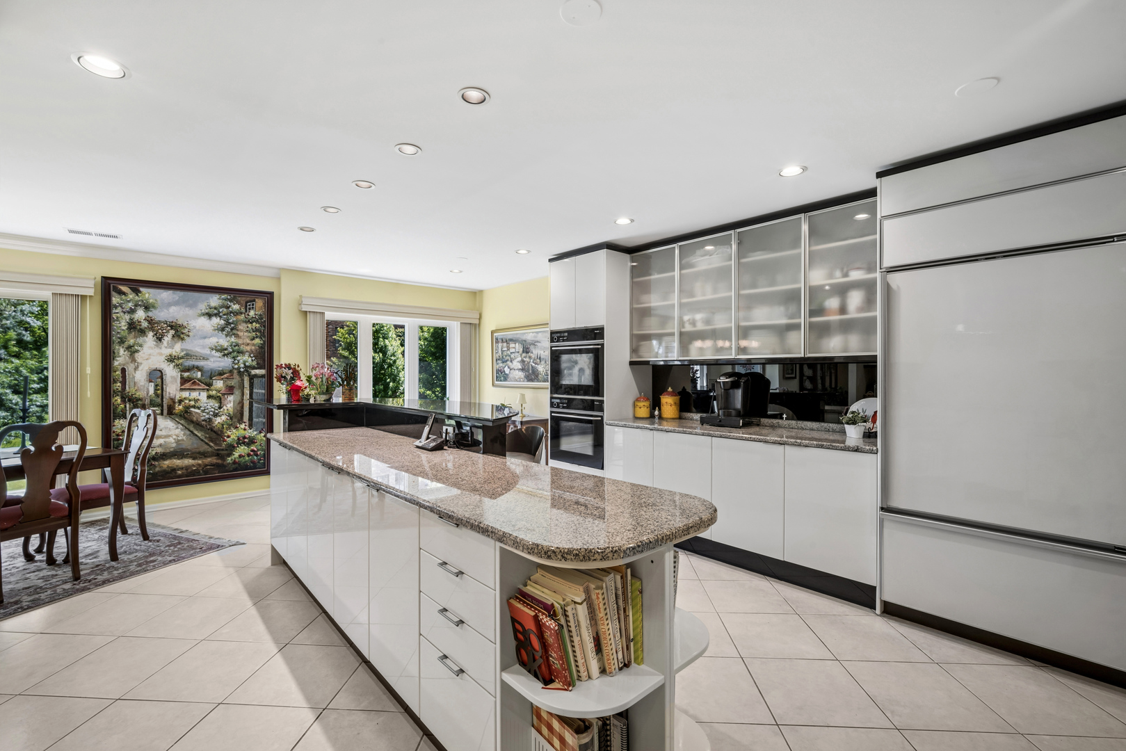 3860 Mission Hills Road, Unit 217 Northbrook, IL 60062 - Photo 4 of 21