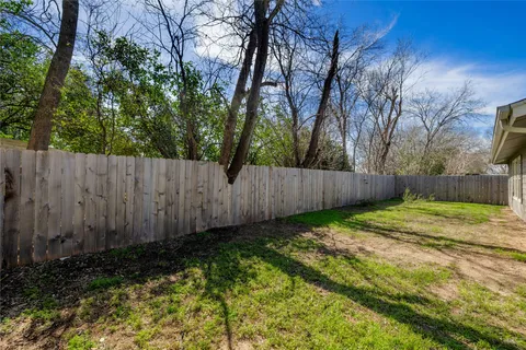 $500,000 | 5503 Manor Road, Austin, TX 78723