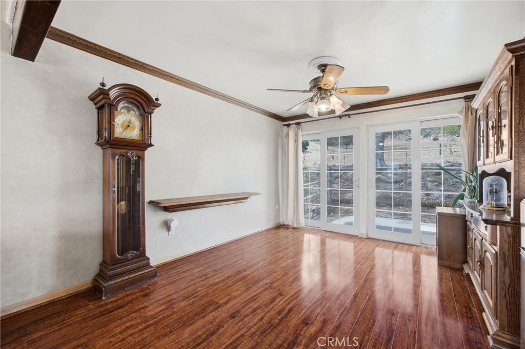 26001 Bear Valley Road Tehachapi, CA 93561 - Photo 20 of 58 Gallery Image 20
