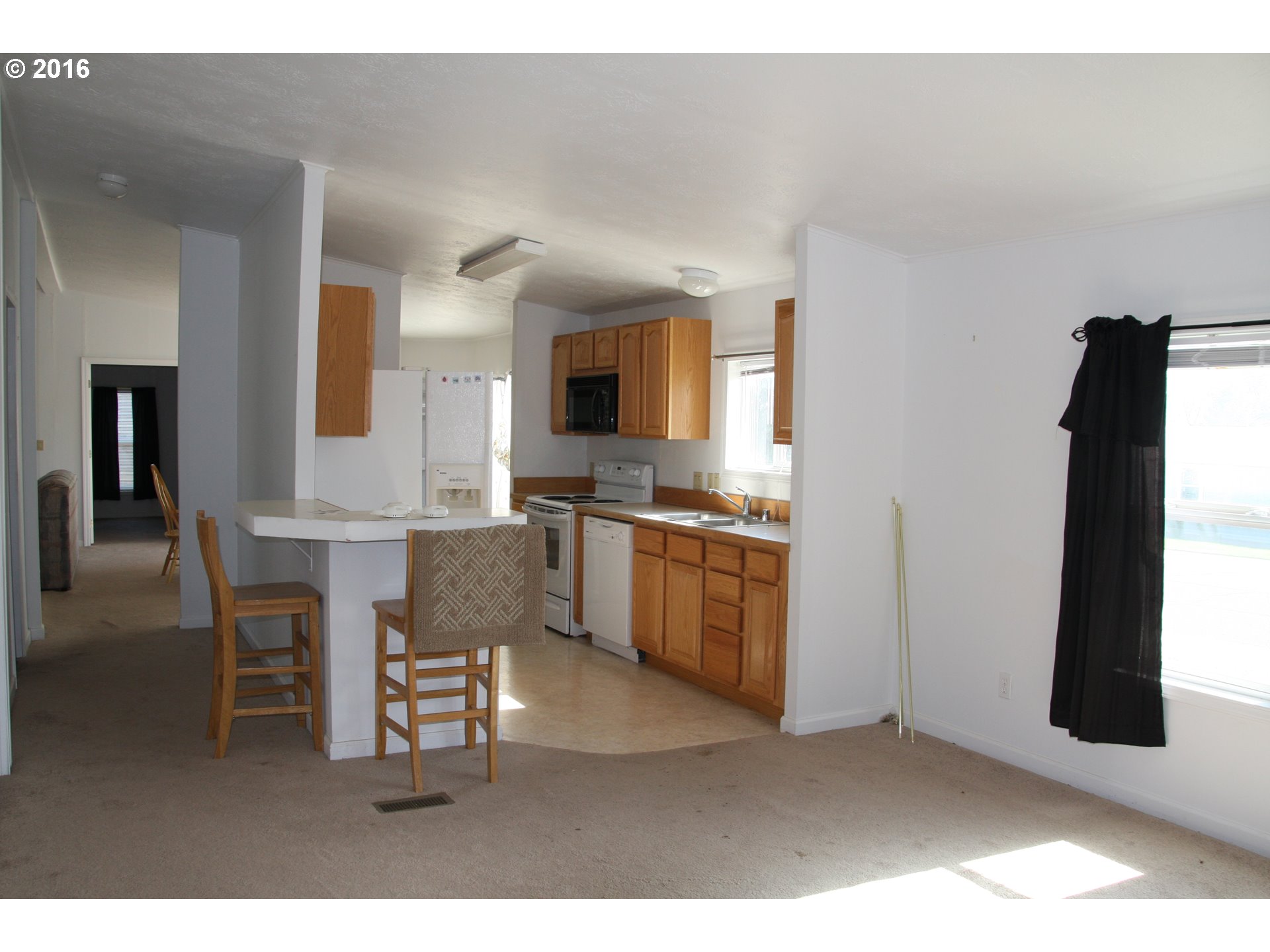 911 Toll Road Dufur, OR 97021 - Photo 5 of 13 Gallery Image 5