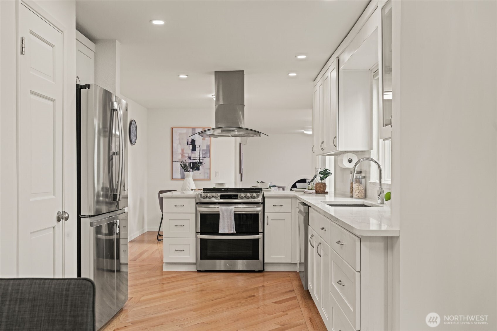 8615 184th Street Southwest Edmonds, WA 98026 - Photo 12 of 37