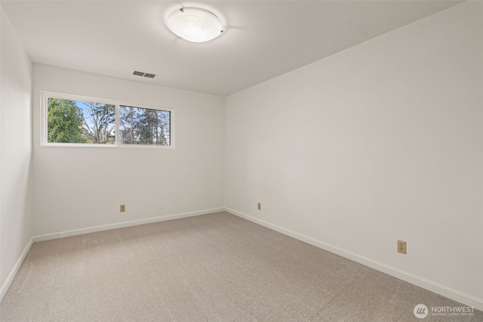 8615 184th Street Southwest Edmonds, WA 98026 - Photo 26 of 37