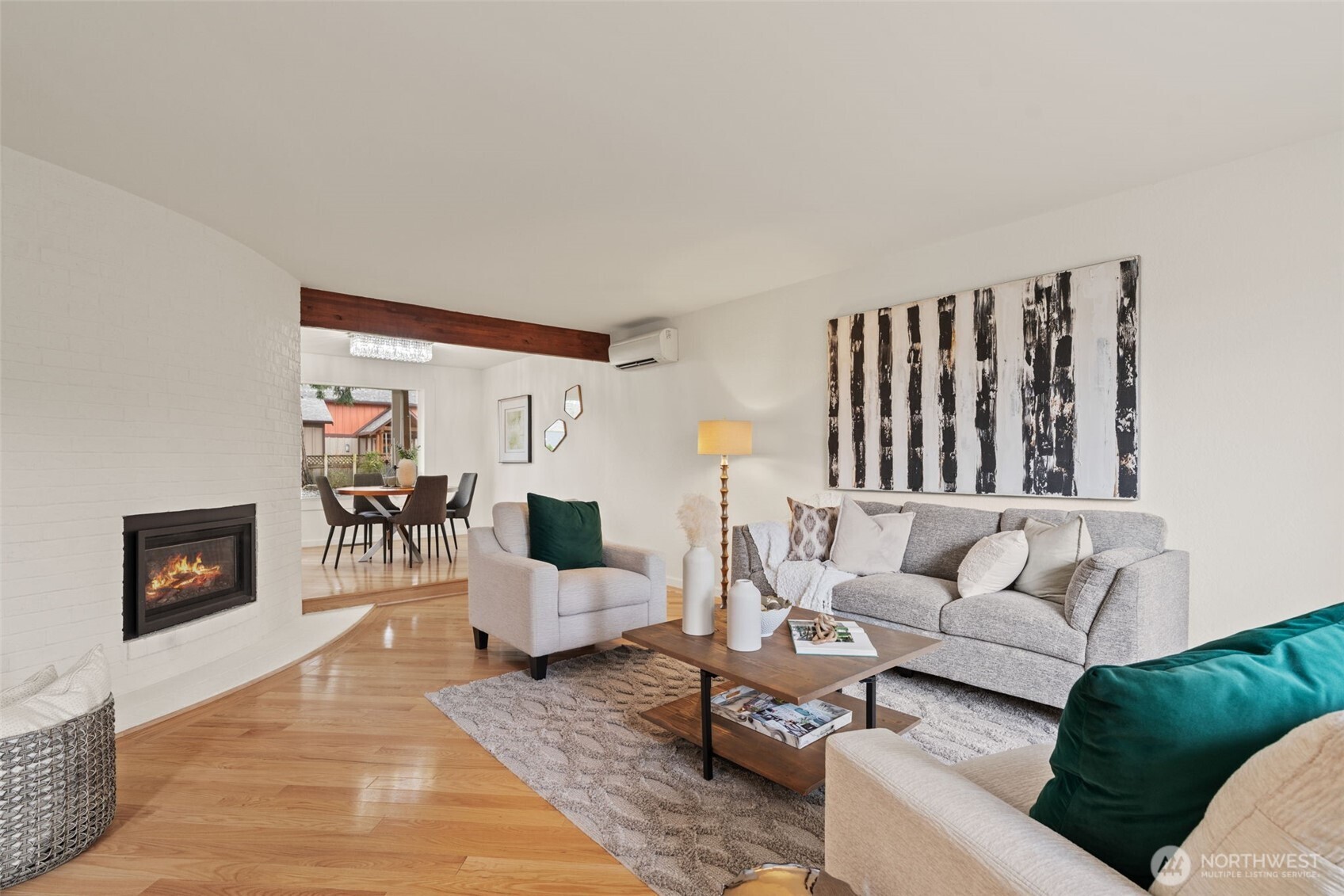 8615 184th Street Southwest Edmonds, WA 98026 - Photo 4 of 37