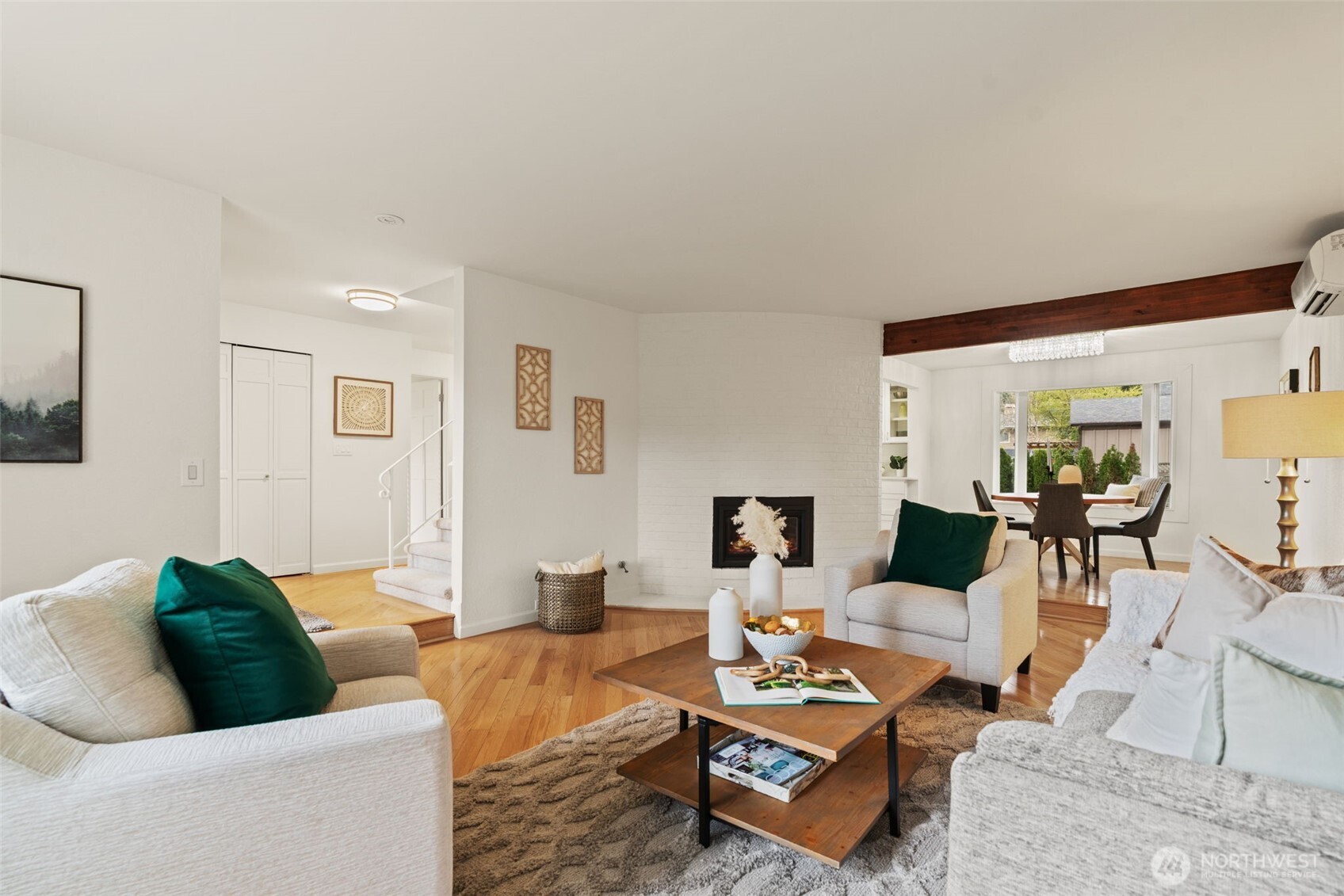 8615 184th Street Southwest Edmonds, WA 98026 - Photo 5 of 37