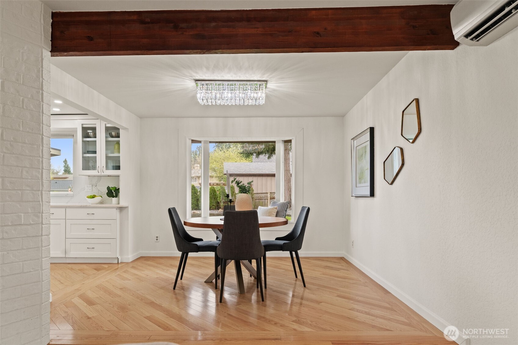 8615 184th Street Southwest Edmonds, WA 98026 - Photo 8 of 37