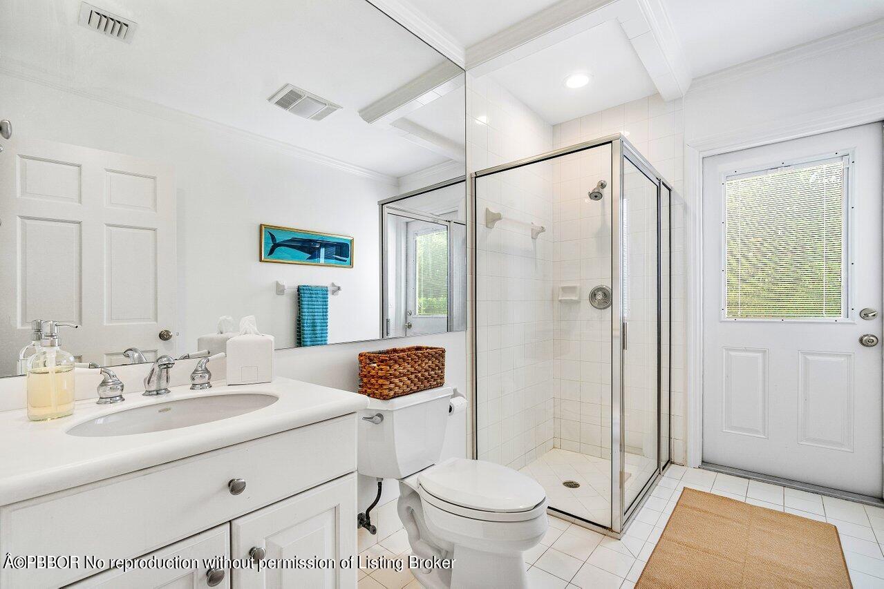 240 Miraflores Drive Palm Beach, FL 33480 - Photo 19 of 25 033-240MirafloresDrive-PalmBeach-FL-3348