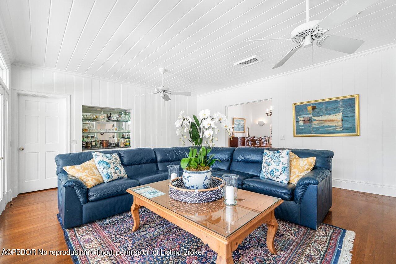 240 Miraflores Drive Palm Beach, FL 33480 - Photo 7 of 25 014-240MirafloresDrive-PalmBeach-FL-3348