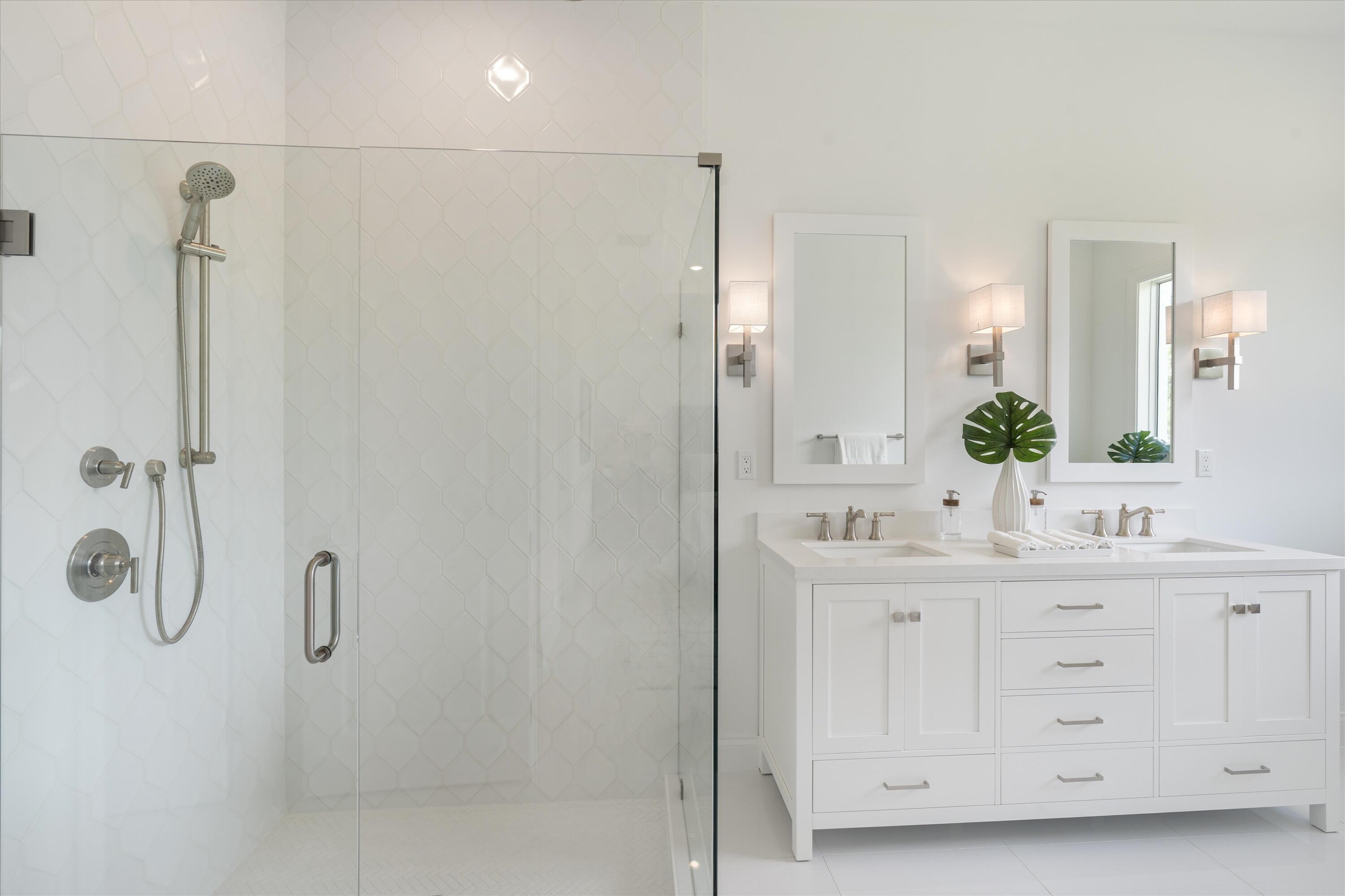 6783 Southeast Pine Drive Stuart, FL 34997 - Photo 20 of 24 Primary Bathroom