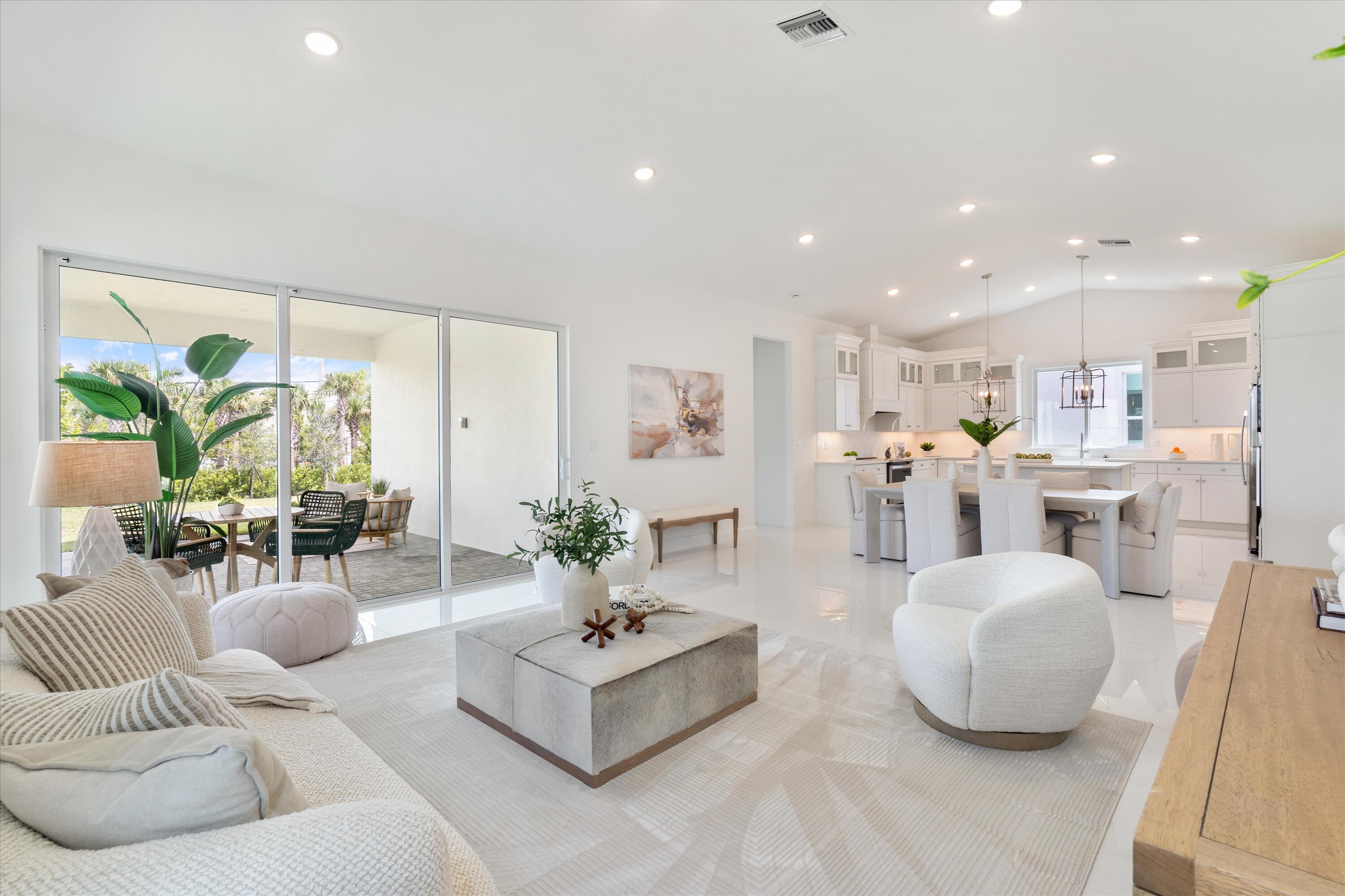 6783 Southeast Pine Drive Stuart, FL 34997 - Photo 8 of 24 Great Room and Dining Area