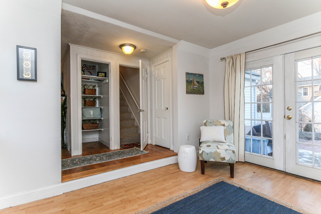 174 Maple Road Longmeadow, MA 01106 - Photo 3 of 20