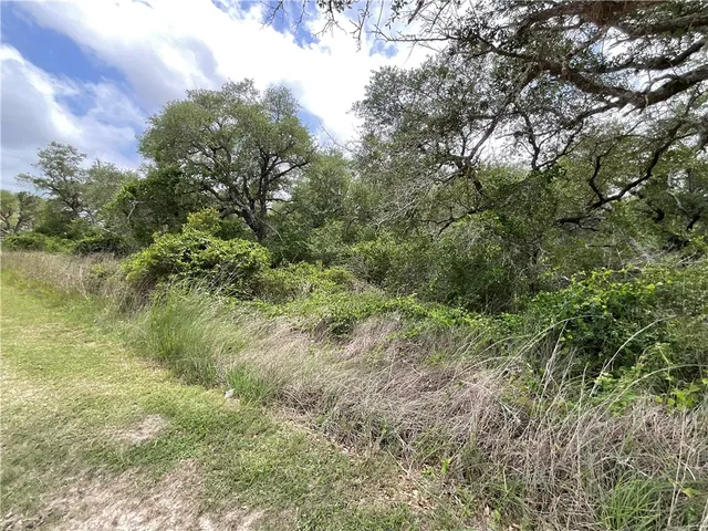 $87,500 | 342 Whispering Woods, Rockport, TX 78382