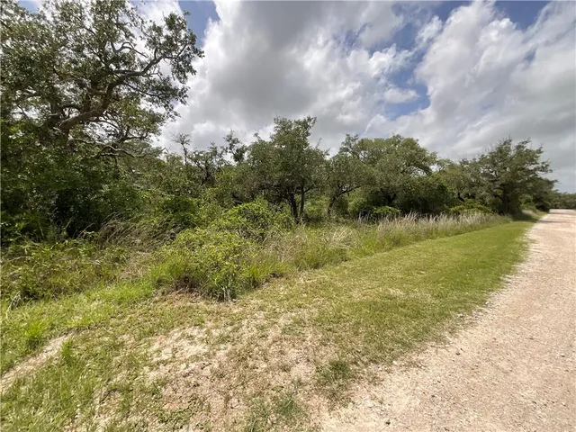 $87,500 | 342 Whispering Woods, Rockport, TX 78382