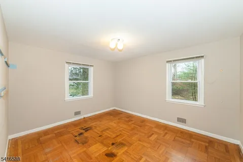 $795,000 | 6 Van Duyne Road, Mountain Lakes, NJ 07046