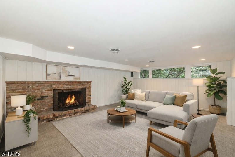 6 Van Duyne Road Mountain Lakes, NJ 07046 - Photo 31 of 44