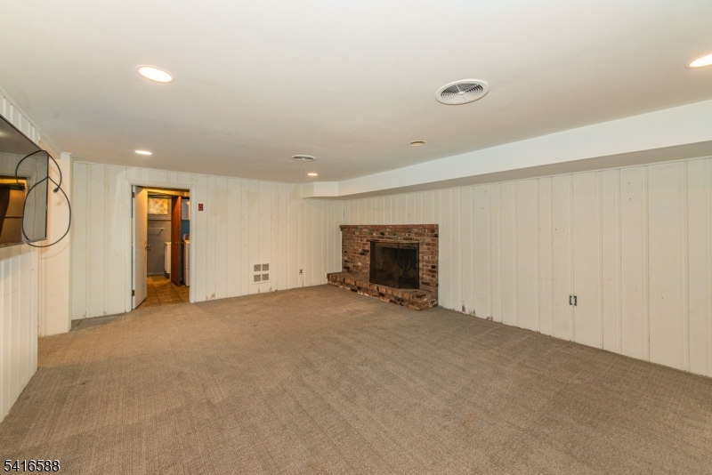 6 Van Duyne Road Mountain Lakes, NJ 07046 - Photo 33 of 44