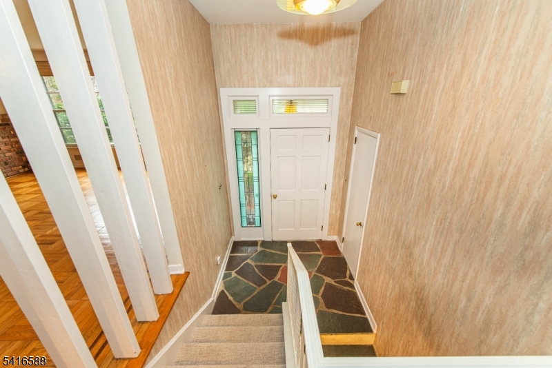 6 Van Duyne Road Mountain Lakes, NJ 07046 - Photo 4 of 44