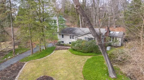 $795,000 | 6 Van Duyne Road, Mountain Lakes, NJ 07046