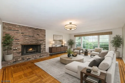 $795,000 | 6 Van Duyne Road, Mountain Lakes, NJ 07046