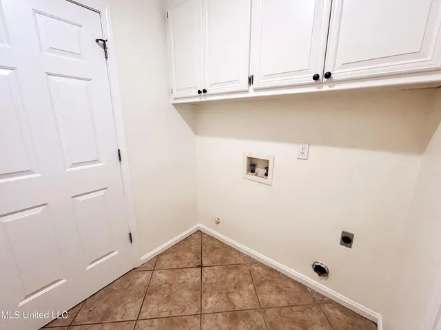 $314,900 | 431 Hemlock Drive, Flowood, MS 39232