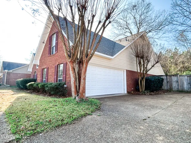 $314,900 | 431 Hemlock Drive, Flowood, MS 39232